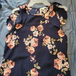 Floral top